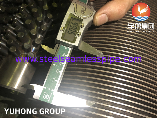 ASTM EN DIN ASTM A106 Gr.B A335 P5 P9 A312 TP304 317L Gekleurde vinnenbuizen