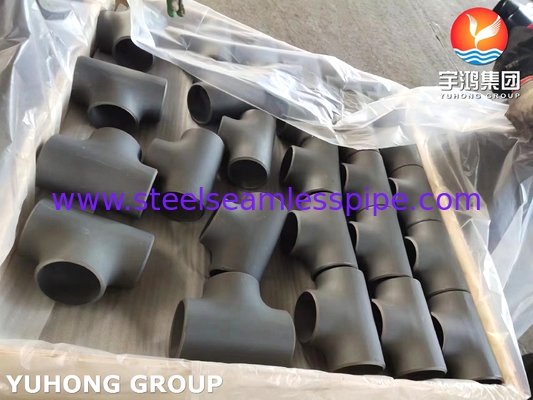 ASTM A234 WP11 Equal Tee, Carbon Steel Butt-Weld Fitting, Zwarte verf roestvrij oppervlak