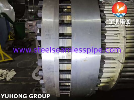 Drijvende-kop warmtewisselaar met 316L buizen en SA350 LF2/316L beklede buizenplaat voor kosteneffectief corrosiebeheer