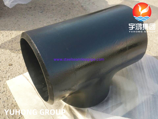 ASTM A234 WP11 Equal Tee, Carbon Steel Butt-Weld Fitting, Zwarte verf roestvrij oppervlak