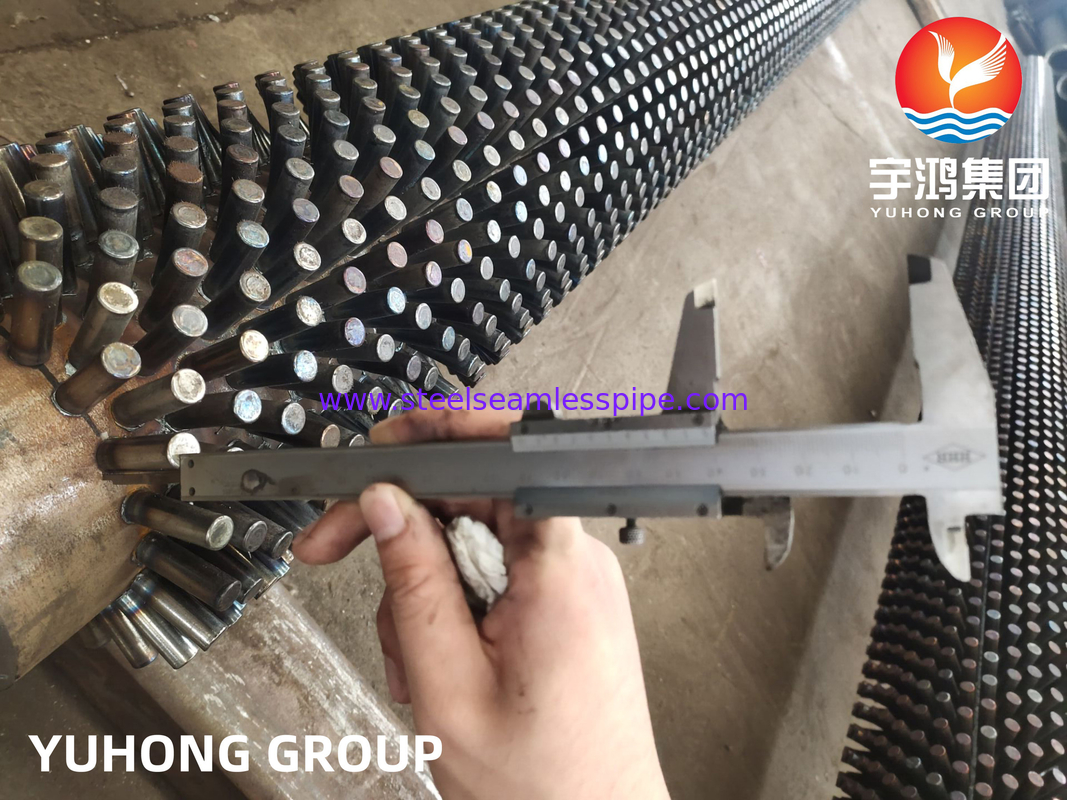 ASTM A335 GR.P9 besloeg Finned Naadloze buistp410 AL van de de Nagelslegering van Cs de Vinpijp